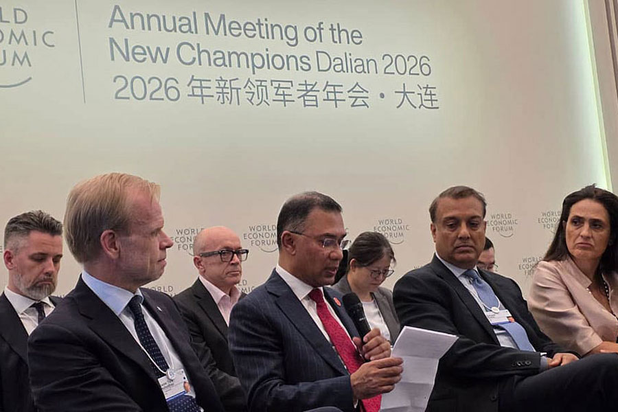 Tarique Holds Investor Talks in Dalian Amid Foreign Investment Focus