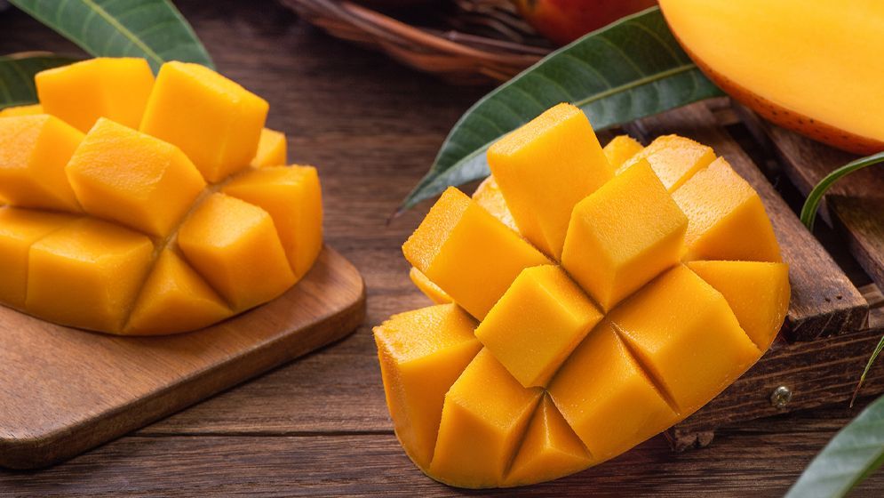 Mango is a beneficial fruit, but how much should you eat per day?