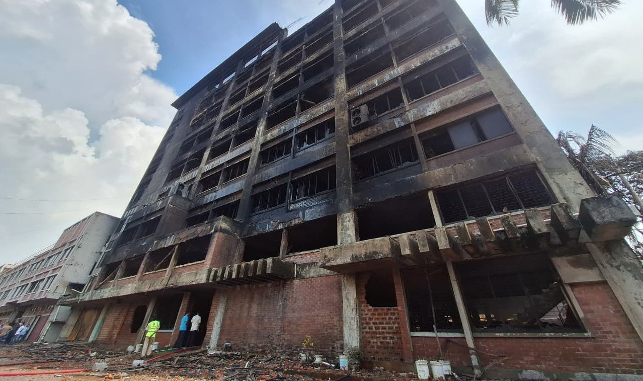 Factory fire in CEPZ exposes serious safety lapses