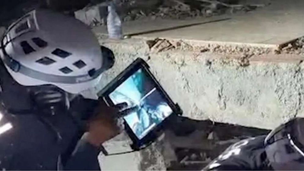 Three-Year-Old Rescued Six Days After Venezuela Quake, Taken to Hospital