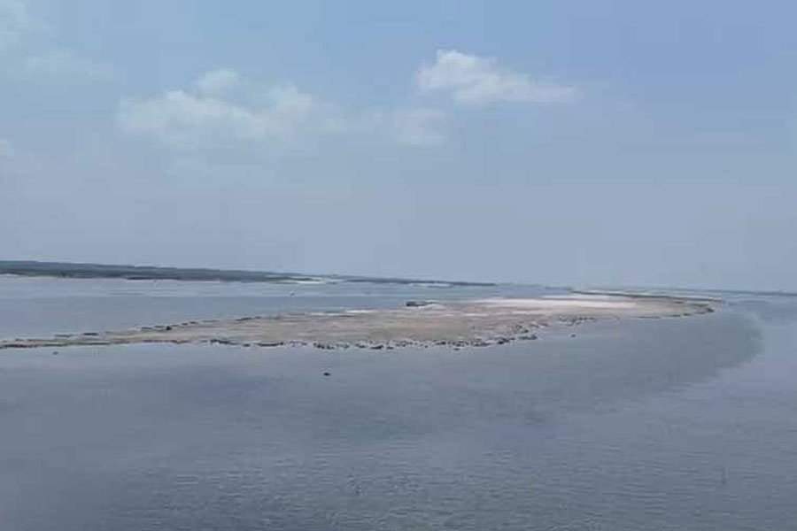 Padma River water level may rise for five days, says flood forecast centre