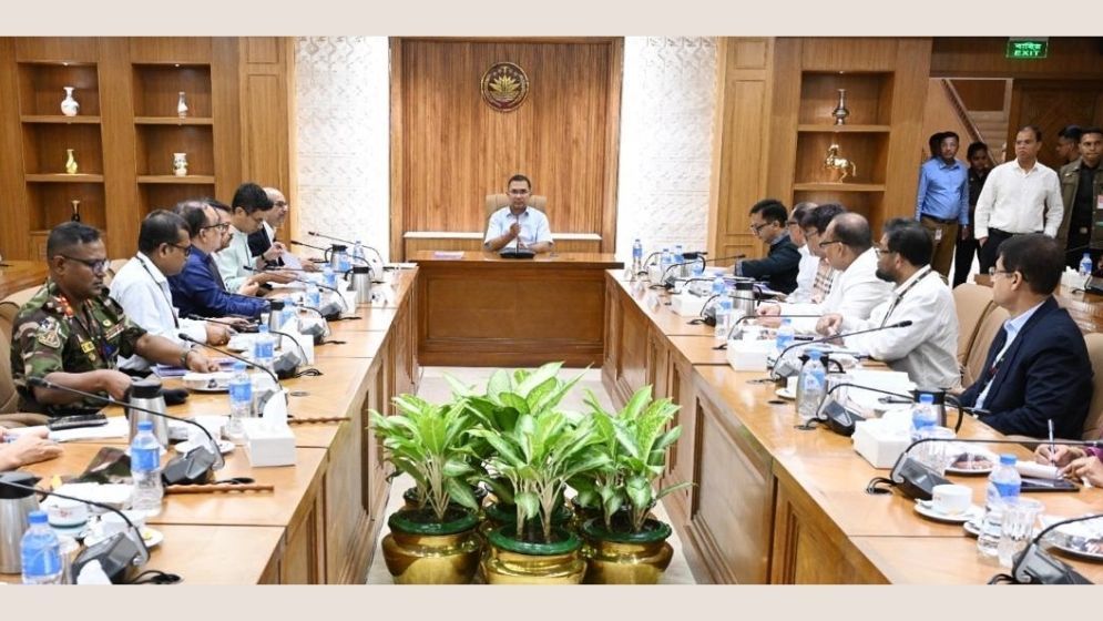 PM Pushes for Accelerated Reopening of Loss-Making Factories