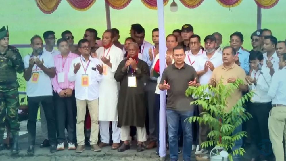 PM Tarique arrives in Barishal