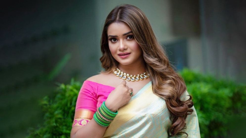 Tanjin Tisha opens up about the saree scandal
