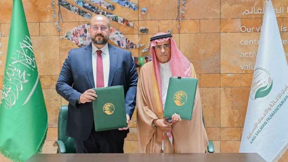 IOM, KSrelief Sign $2.5 million agreement to improve WASH in Cox's Bazar