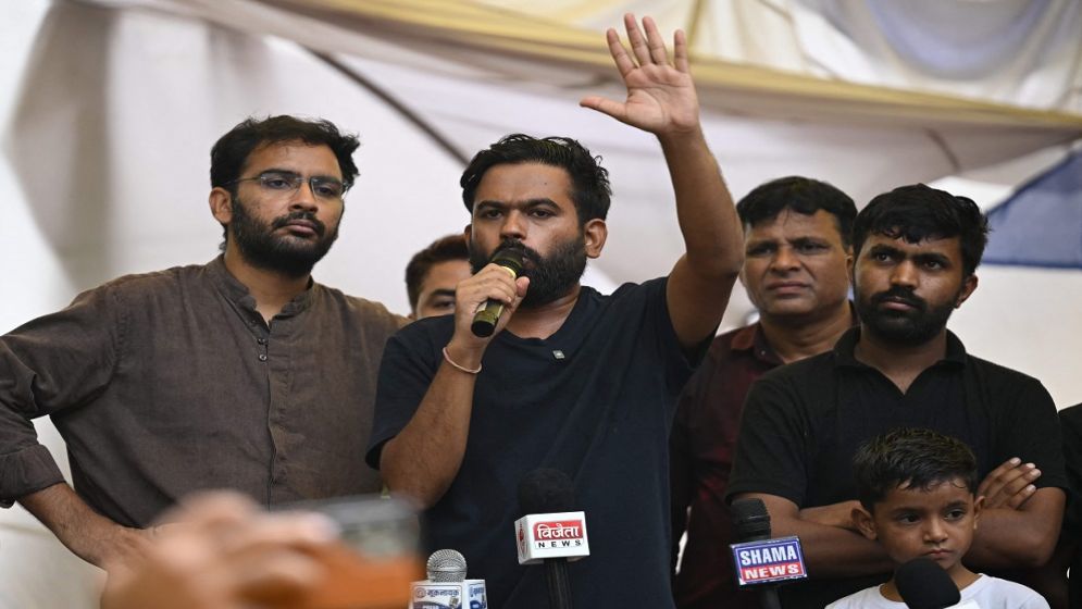 Youth leaders agree to dialogue with Indian govt, but protests continue