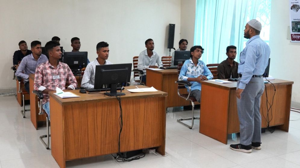 Digital Learning Opportunity Opens for Dinajpur Young Generation