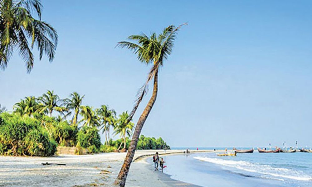 St Martin’s businesses fear economic collapse