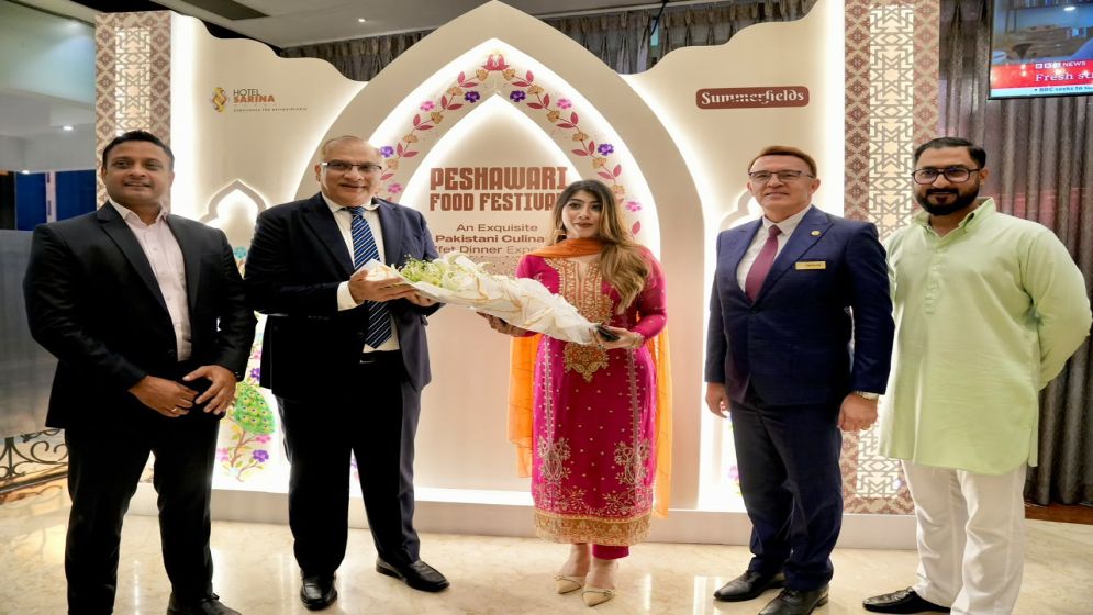 Bangladeshi tailor in Dubai