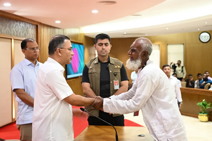 Job Letters Given to Families of Enforced Disappearance Victims, July Martyrs