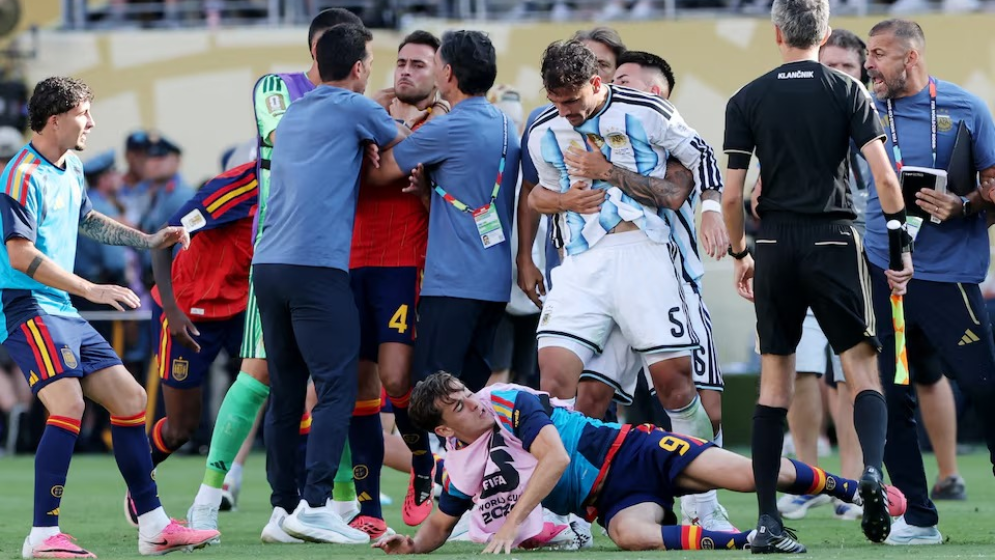 Paredes Says Argentina Face Uncertainty Amid Suspension, Messi Retirement Talk