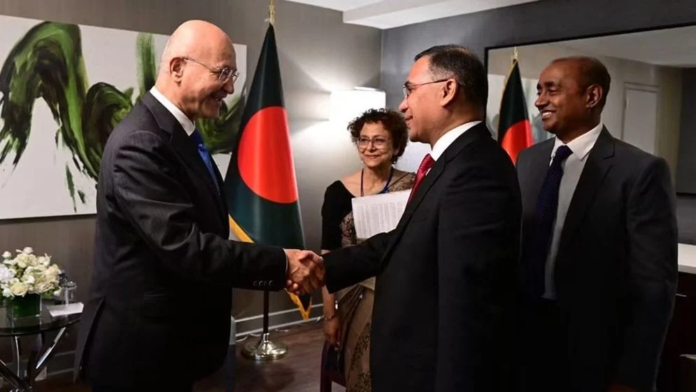 UN High Commissioner for Refugees meets the Prime Minister