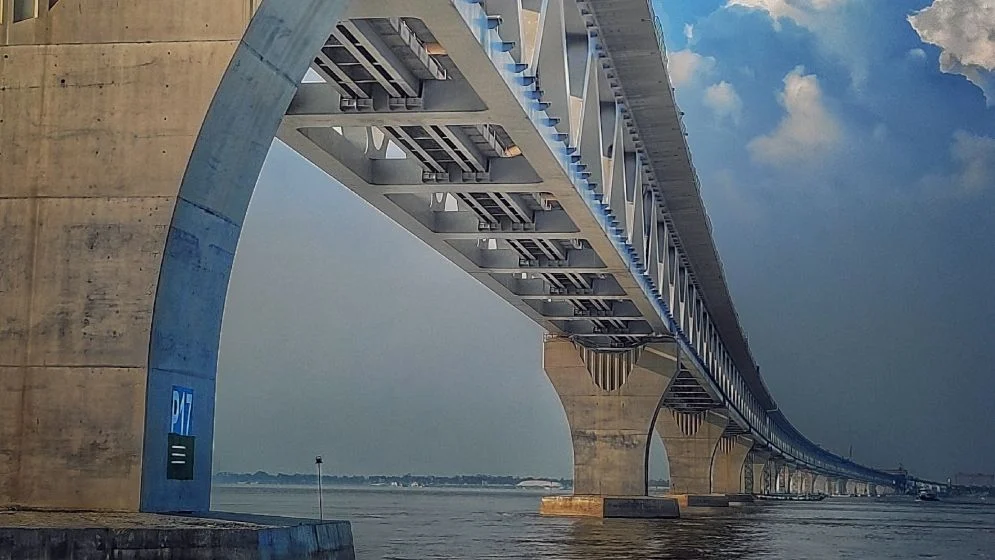 Attempt to extract 60 million cubic feet of sand puts Padma Bridge at risk.