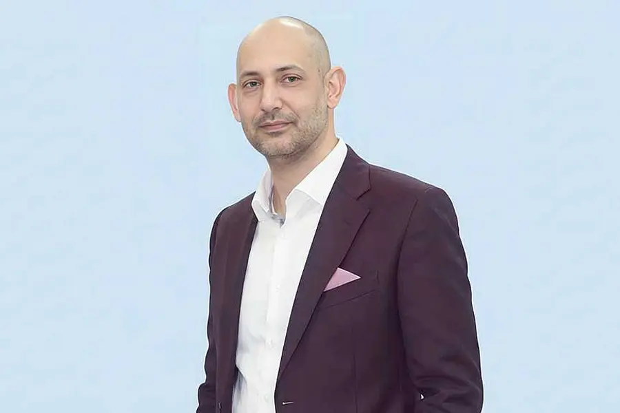 Bangladeshi tailor in Dubai