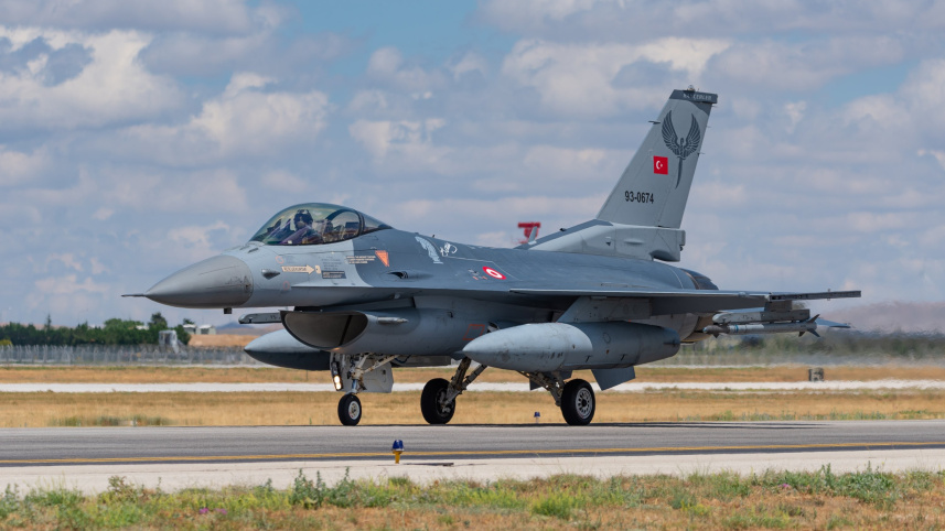 Turkey decides to increase defense spending by 229 percent