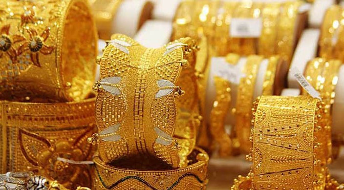 Gold prices fell for the fourth consecutive day in the global market.