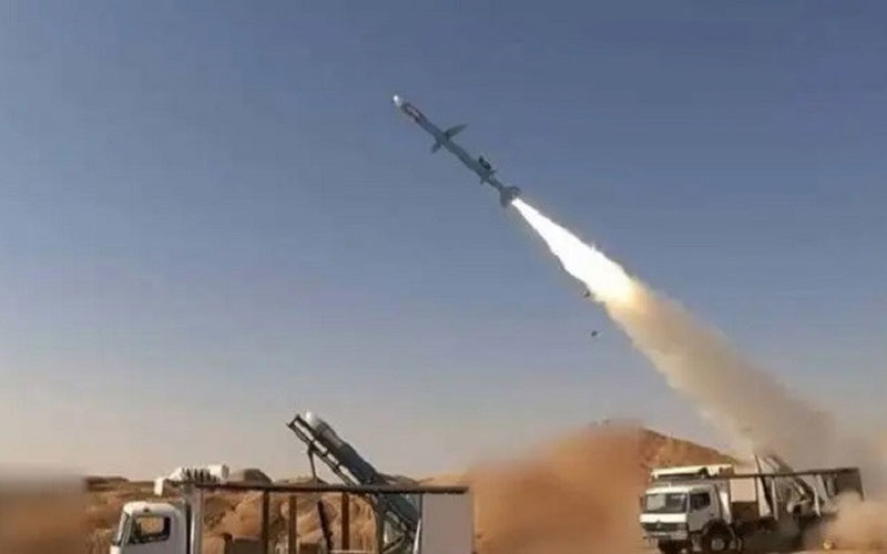 Ballistic missile attack on Riyadh, capital of Saudi Arabia; alert issued