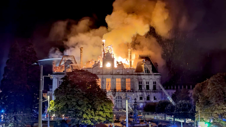 Protests and clashes across France; 1,000 detained