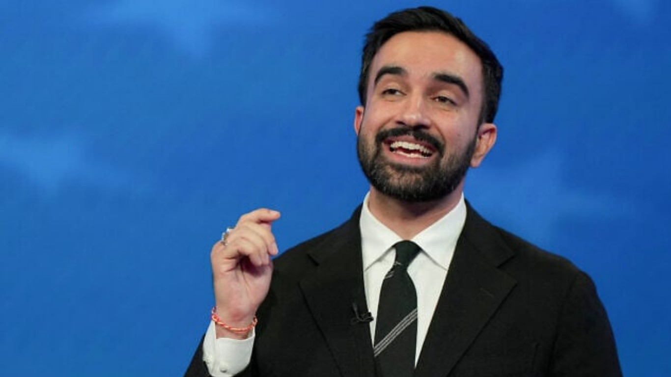 Early voting begins in NY mayoral race dominated by Trump foe