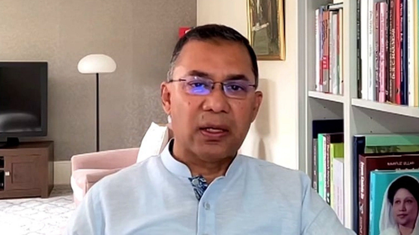 Tarique Rahman to perform Umrah with family