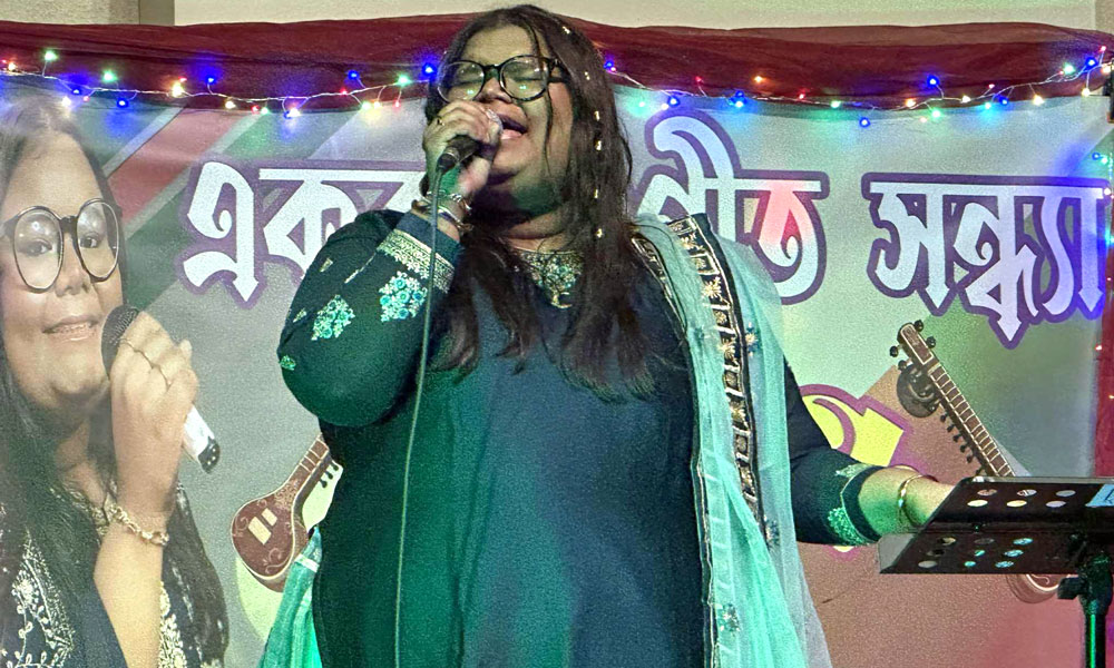 Brianna Biswas captivates Connecticut audience with her solo performance