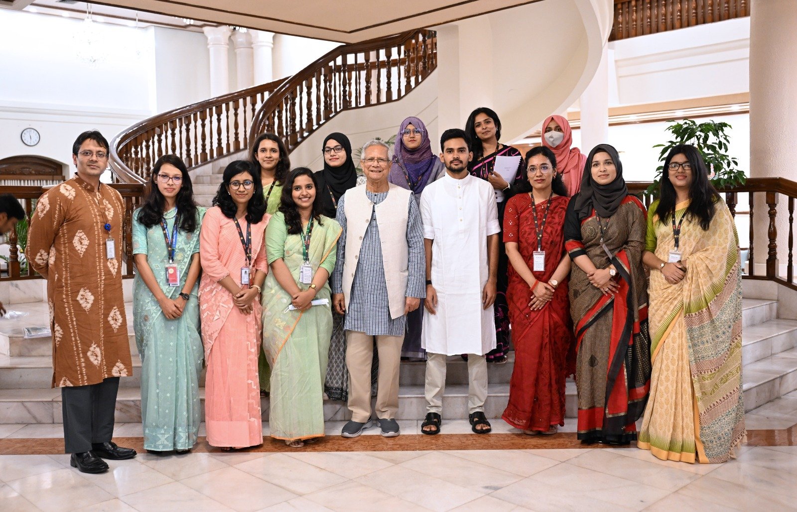 National Policy Competition winners exchange greetings with CA