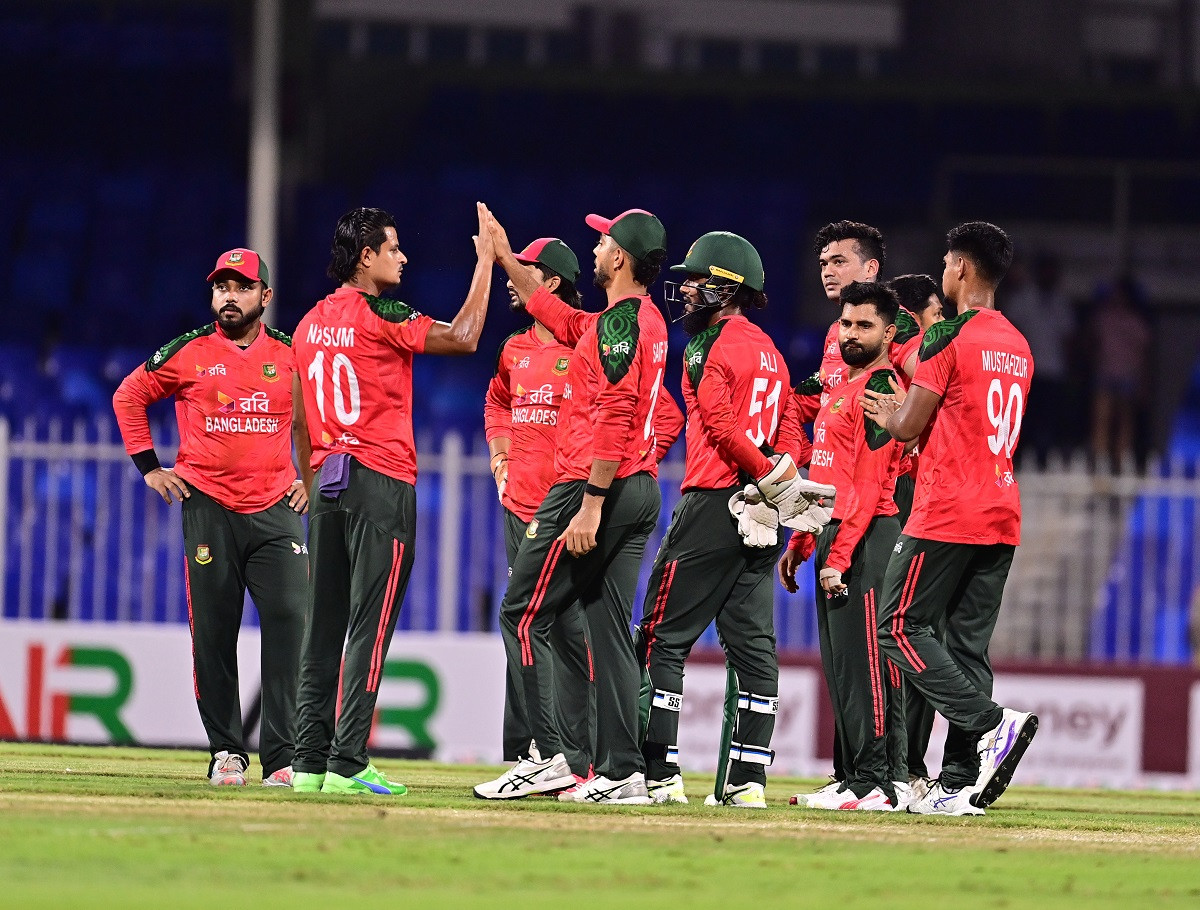 Nurul, Rishad hold nerve as Bangladesh edge Afghanistan in Sharjah thriller