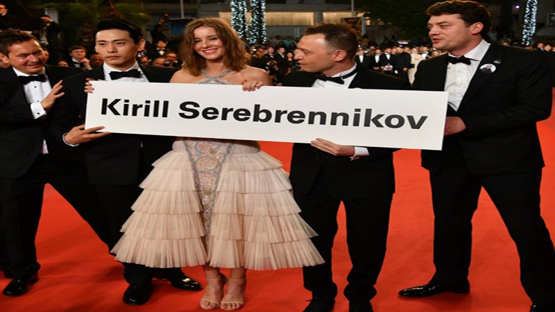 Detained Russian director gets standing ovation at Cannes