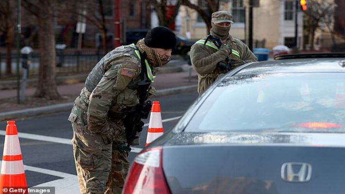 Warning in 50 US states: One arrested with firearms on Capitol Hill