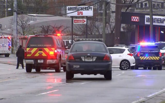 8 killed in shootings at massage parlor in Atlanta
