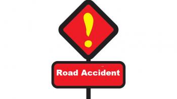 Bus-human hauler collision kills 3 in city