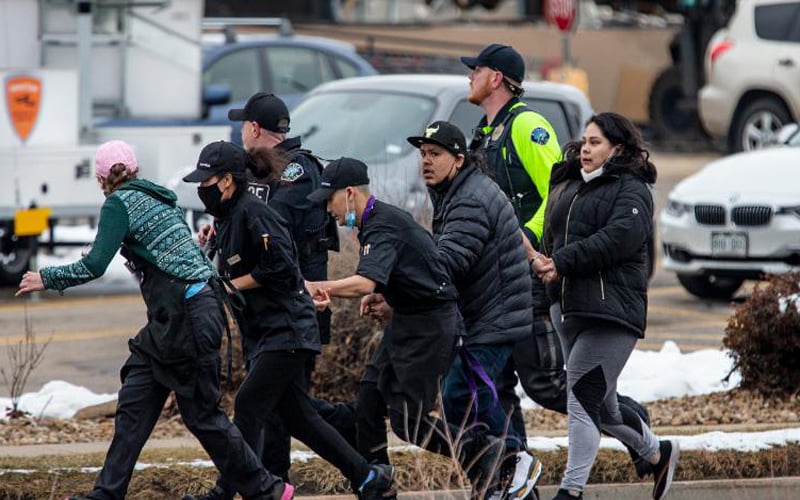 Gunmen shot dead 10 people including police officers in Colorado, USA