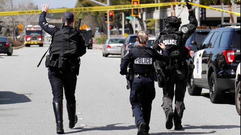 10 people shot at an apartment complex in California