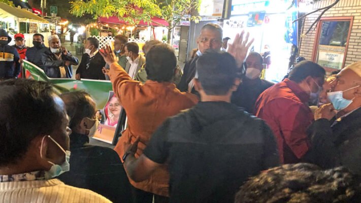 In New York where the Awami League There's a commotion!