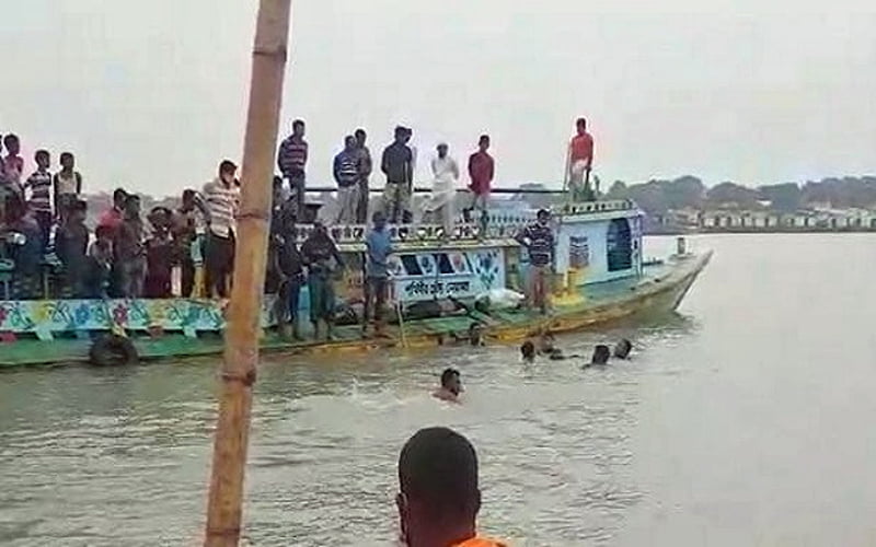 Bulkhead-speedboat collision in Shibchar, 26 bodies recovered