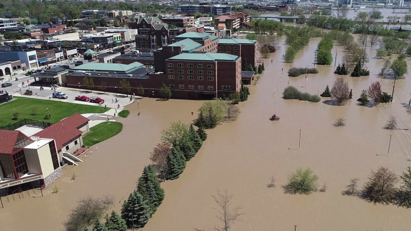 More than half million people in Michigan without electricity