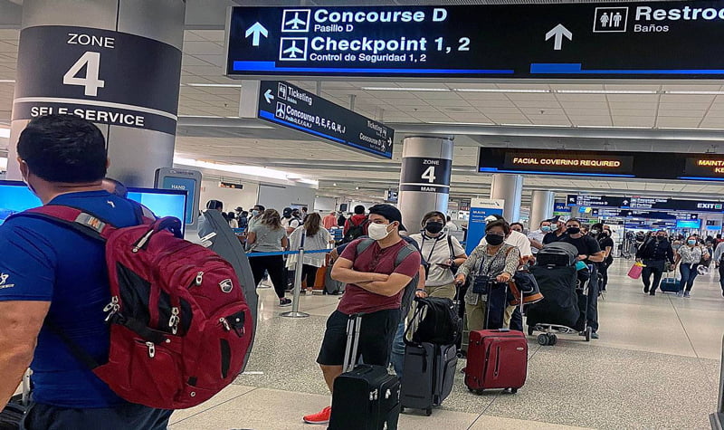 6,000 flights canceled in USA over the Christmas holidays