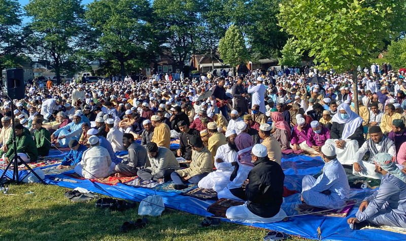 Expats celebrate native style Eid in USA