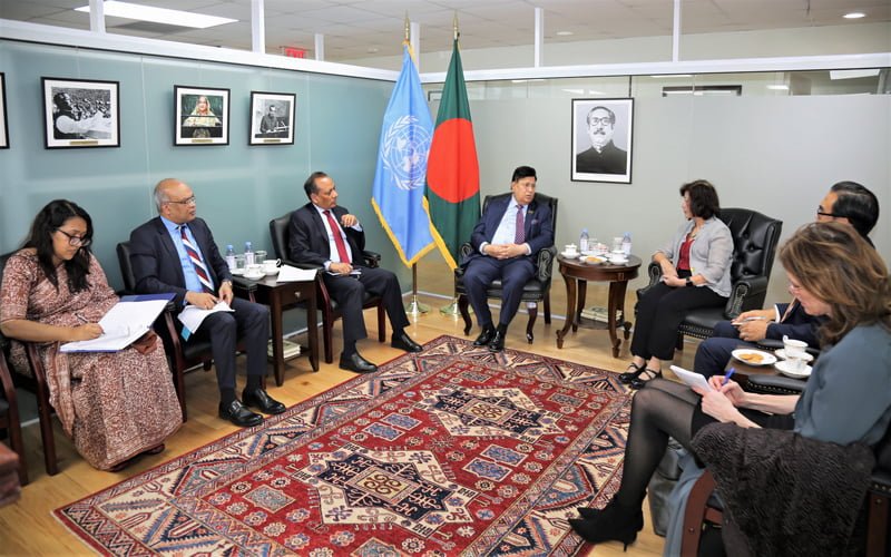 Foreign Minister urges to UN Special Envoy to find root cause of Rohingya crisis