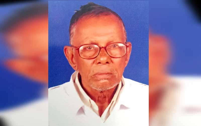 Veteran newspaper vendor Abul Hossain of Parbatipur is no more