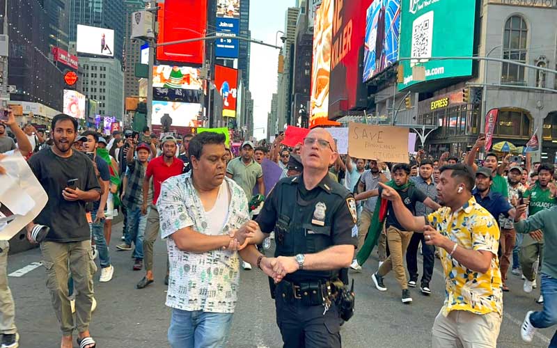 Journalist attack in protest rally in USA, arrest 1