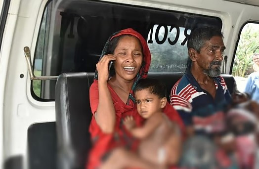 Girl killed in Jashore blast after child mistakes bomb for toy