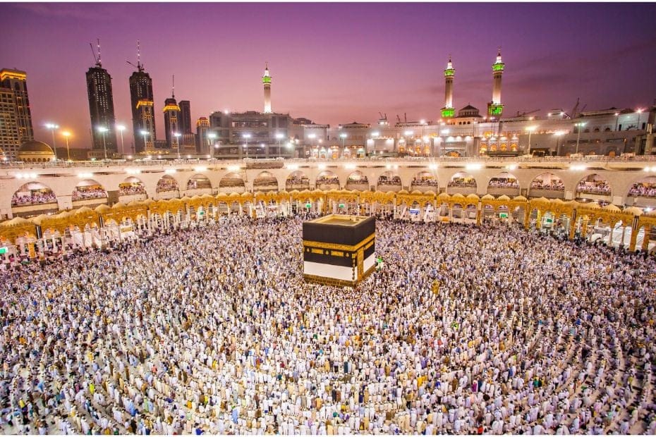 Custodian of the two holy mosques orders hosting of 1,300 pilgrims from 100 nations for Hajj