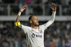 Neymar fires Santos to vital win