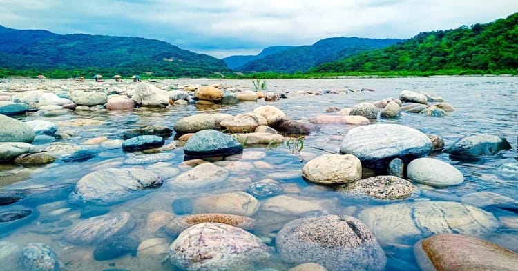 35,000 cubic feet of white stones recovered in Sylhet