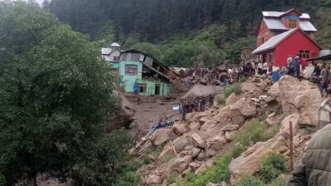 Flood kills 34 in Indian Kashmir mountain village