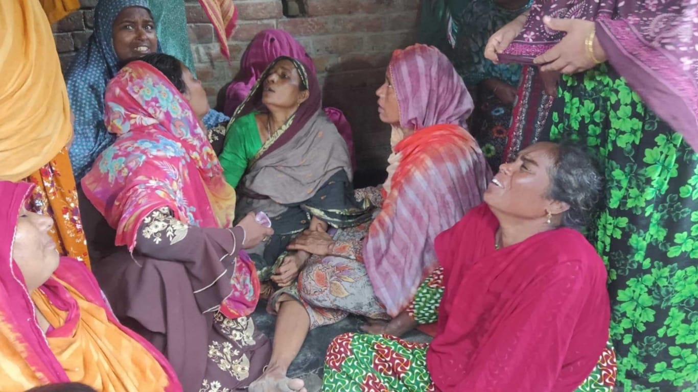 Four of a family found dead in Rajshahi