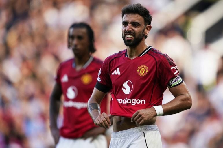 Man United still winless in Premier League after draw at Fulham