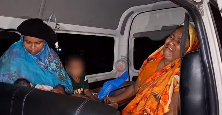 Newborn dies as syndicate holds up ambulance in Shariatpur