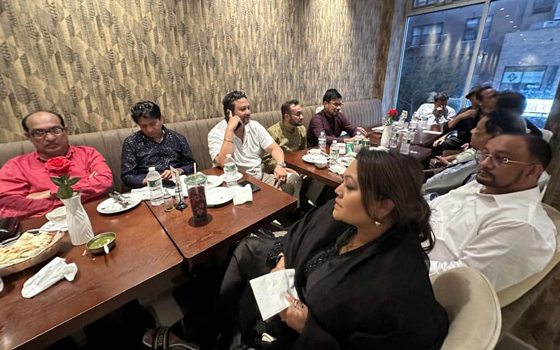 Exchange meeting in New York protests obscene remarks against business couple